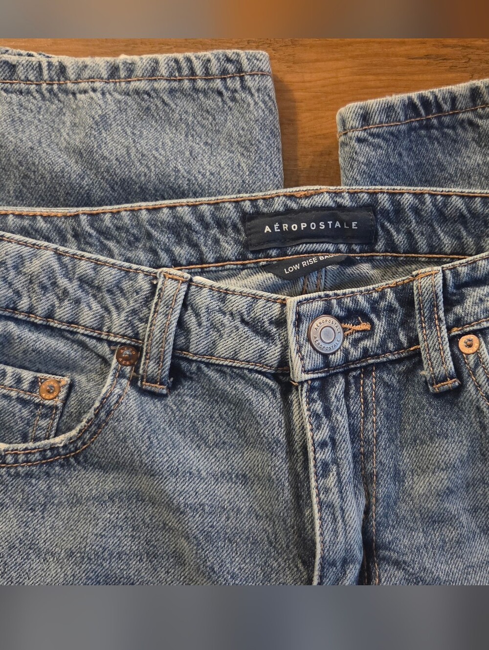 ✨ Aéropostale Low-Rise Baggy Jeans ✨